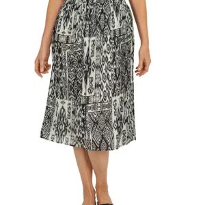 Alfred Dunner Sz L NWOT Midi lined skirt